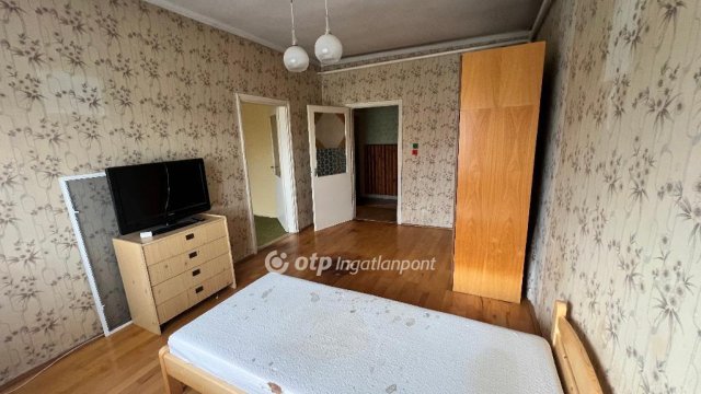 Eladó családi ház, Ugodon 35.9 M Ft, 5 szobás