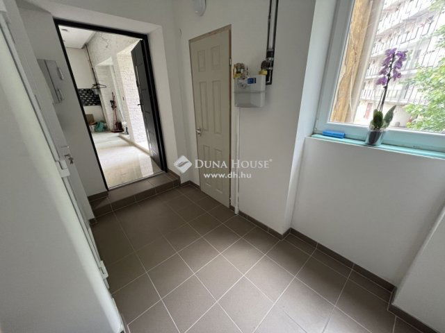 Eladó családi ház, Budapesten, VIII. kerületben 329 M Ft