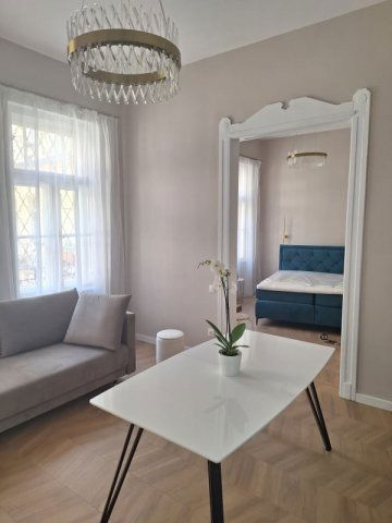 Kiadó téglalakás, albérlet, VI. kerületben, Rózsa utcában