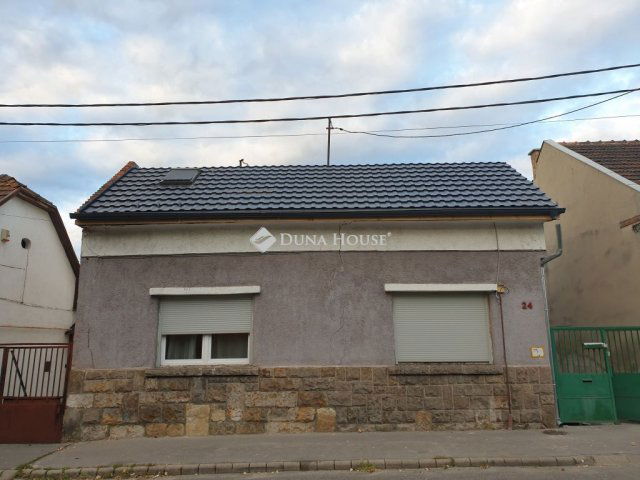 Eladó téglalakás, Budapesten, IV. kerületben 69.9 M Ft, 2 szobás
