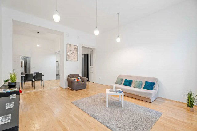 Eladó téglalakás, VII. kerületben, Péterfy Sándor utcában