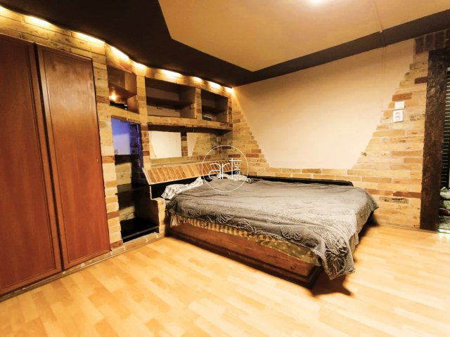 Eladó családi ház, Szegeden 44.9 M Ft, 1 szobás