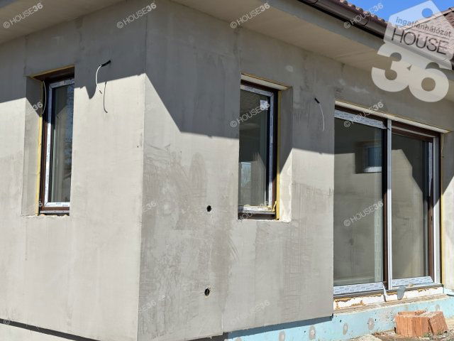 Eladó családi ház, Kecskeméten 72 M Ft, 4 szobás