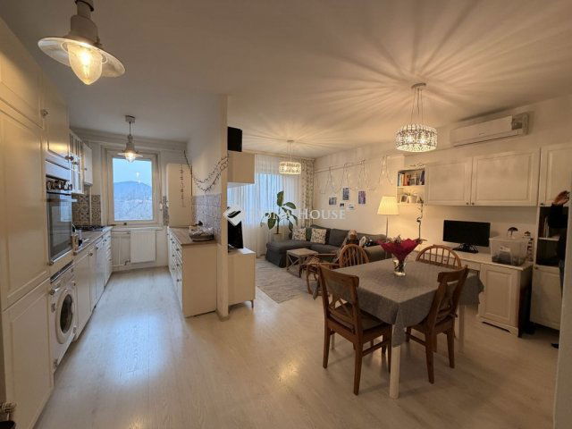 Eladó panellakás, Budapesten, III. kerületben, Harang utcában