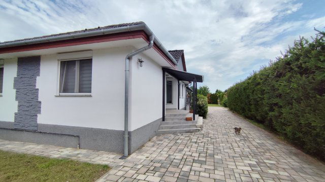 Eladó családi ház, Vámosszabadin 126 M Ft, 3+1 szobás