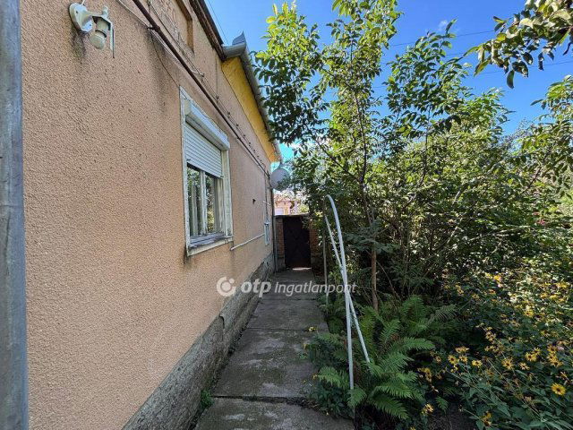 Eladó családi ház, Hajdúhadházon 39.9 M Ft, 3 szobás