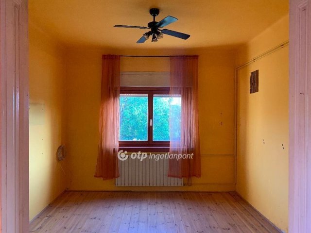 Eladó családi ház, Dunaharasztin 87.6 M Ft, 4 szobás