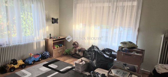 Eladó családi ház, Kiskunfélegyházán, Gerle utcában 64 M Ft