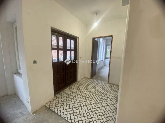 Eladó családi ház, Vácszentlászlón 45 M Ft, 4 szobás