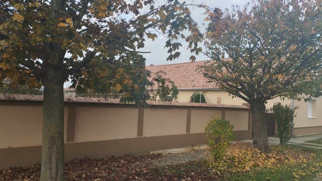 Eladó családi ház, Vidon 29.99 M Ft, 4 szobás
