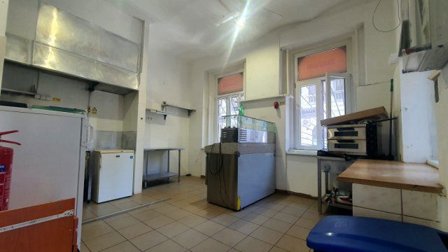 Kiadó üzlethelyiség, Budapesten, VI. kerületben, Szondi utcában