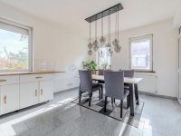 Eladó családi ház, Gödön 99.9 M Ft, 6 szobás