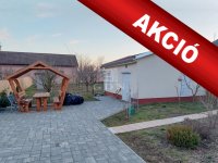 Eladó családi ház