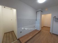 Eladó téglalakás, Szegeden 55 M Ft, 2 szobás