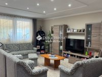 Eladó családi ház, Debrecenben 116.9 M Ft, 6 szobás