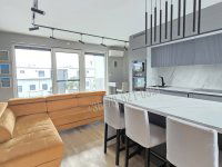 Eladó téglalakás, Velencén 83 M Ft, 1+1 szobás