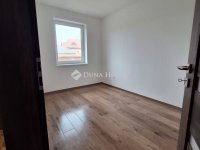 Eladó ikerház, Tinnyén 124.9 M Ft, 4 szobás