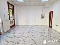 Kiadó üzlethelyiség, Békéscsabán 220 E Ft / hó