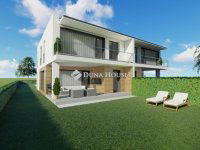 Eladó ikerház, Szegeden 144 M Ft, 2+3 szobás