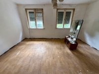 Eladó családi ház, Bakonysárkányban 24.5 M Ft, 2 szobás