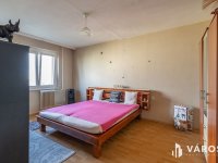 Eladó panellakás, Szegeden 37.9 M Ft, 1+1 szobás