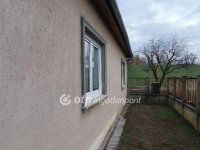 Eladó családi ház, Békésen 38.9 M Ft, 2+1 szobás