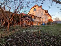 Eladó családi ház