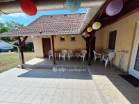 Eladó családi ház, Abádszalókban 84 M Ft, 7 szobás