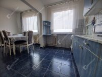 Eladó panellakás, Debrecenben 69.9 M Ft, 3 szobás