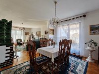 Eladó családi ház, Szegeden 240 M Ft, 6 szobás