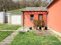 Eladó családi ház, Pécsett 91 M Ft, 3 szobás