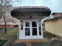 Eladó üzlethelyiség