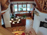 Eladó családi ház, Esztergomban 219 M Ft, 4 szobás