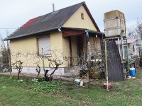 Eladó nyaraló, Szolnokon 6.9 M Ft, 1 szobás