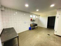 Eladó üzlethelyiség, Tápiószecsőn 176 M Ft