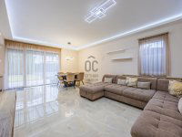 Eladó ikerház, Dunakeszin 210 M Ft, 4 szobás