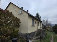 Eladó családi ház