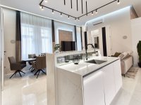 Eladó téglalakás, V. kerületben 339.9 M Ft, 4 szobás