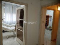 Eladó téglalakás, Zalaegerszegen 26.9 M Ft, 3 szobás