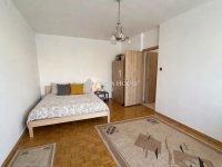 Kiadó téglalakás, albérlet, Tatabányán, Mártírok úton