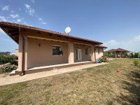 Eladó családi ház, Velencén 220 M Ft, 4 szobás