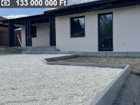 Eladó családi ház, Ócsán 133 M Ft, 4 szobás