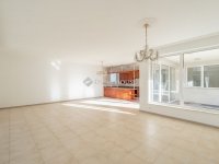Eladó családi ház, Budaörsön 420 M Ft, 10 szobás