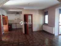 Eladó téglalakás, Szekszárdon, Rákóczi utcában 59 M Ft
