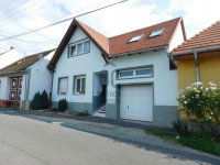 Eladó családi ház, Velemen 99 M Ft, 6 szobás