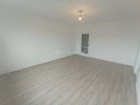 Eladó panellakás, Kecskeméten 47.9 M Ft, 2 szobás