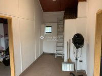 Eladó üzlethelyiség