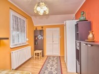 Eladó családi ház, XVIII. kerületben 169.9 M Ft, 7 szobás