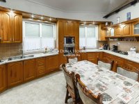 Eladó családi ház, Kecskeméten 119.8 M Ft, 5 szobás