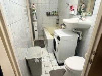 Eladó panellakás, Pécsett 47 M Ft, 2 szobás